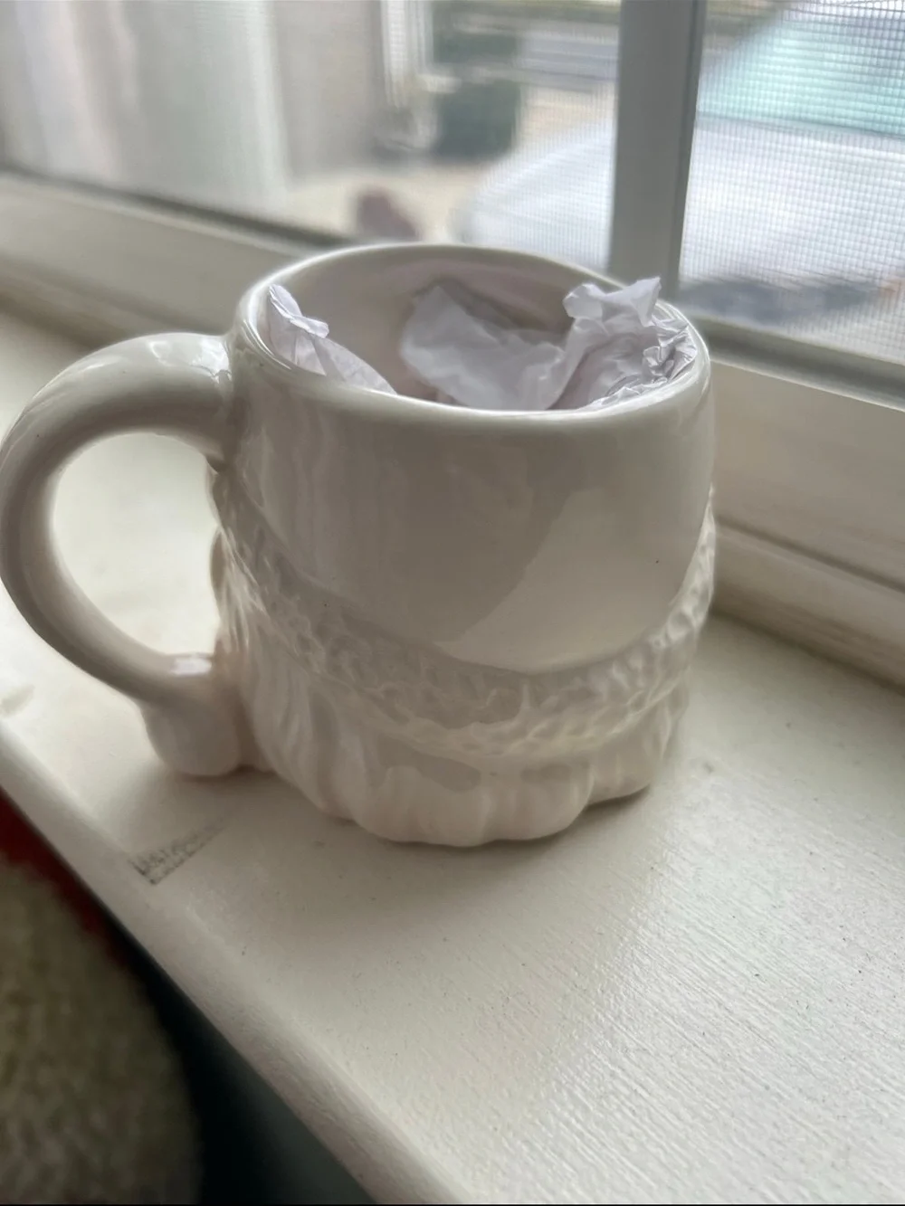 Rare super cute vintage winking Santa mug rhinestone EuC